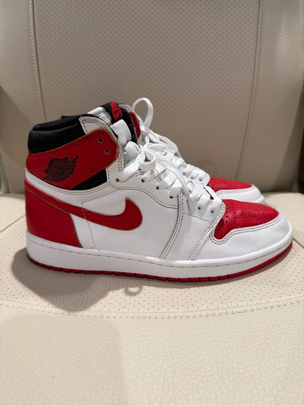 Size 8.5 - Nike Air Jordan 1 Retro High OG “Heritage”